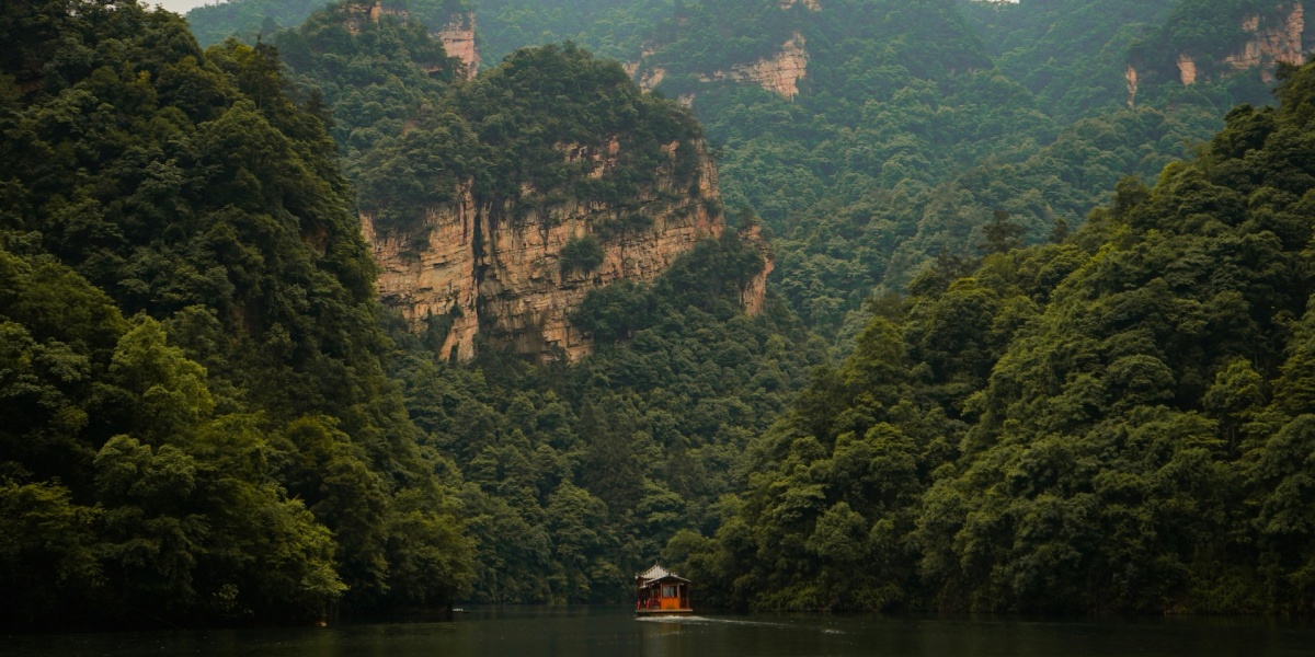 1-Day Zhangjiajie Huanglong Cave and  Baofeng Lake