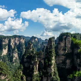 Explore Zhangjiajie's Weather Throughout the Year