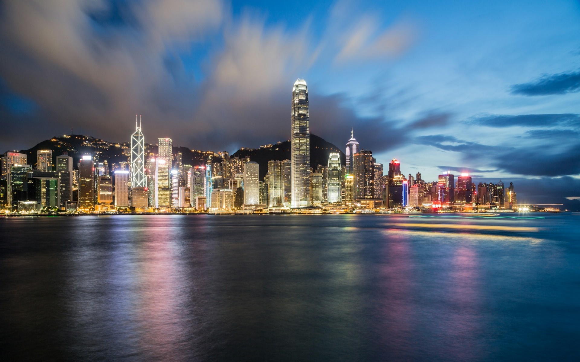 Day 1: Arrive in Hong Kong