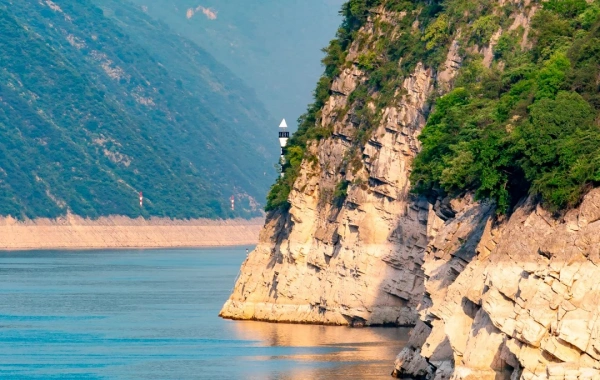 Day 9:  Yangtze River Cruise-Shanghai