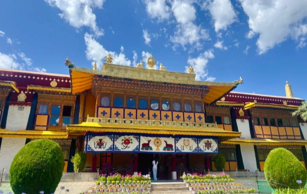 Day 12: Lhasa