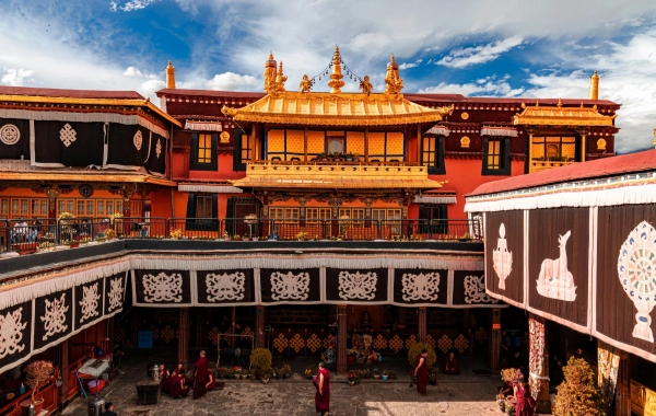 Day 3: Lhasa