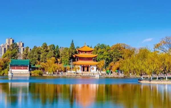 Day 1: Kunming